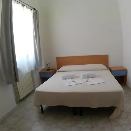 Terrae Eremis: Ristorante, Bar, Bed & Breakfast *