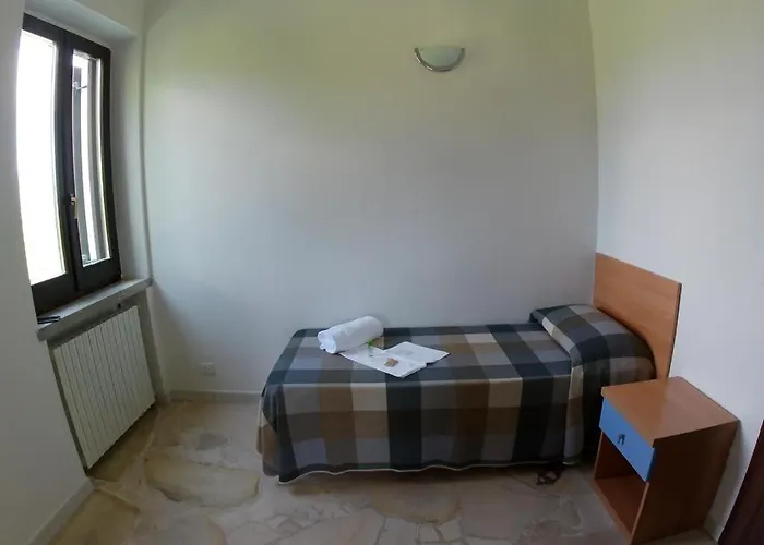 Terrae Eremis: Ristorante, Bar, Bed & Breakfast *